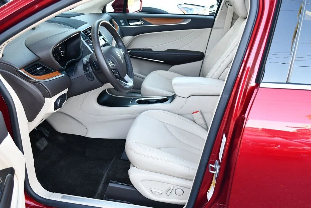 2017 Lincoln MKC - Image 14 of 21