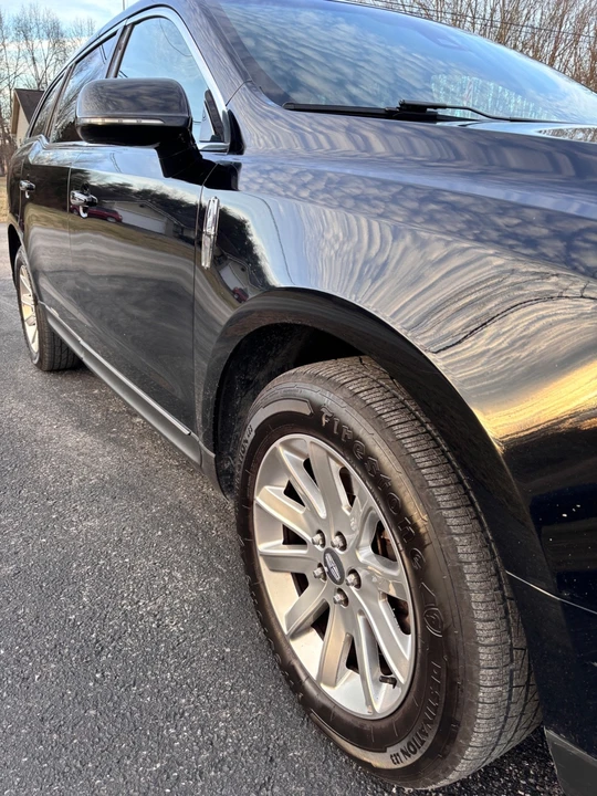 2017 Lincoln MKT - Image 7 of 18