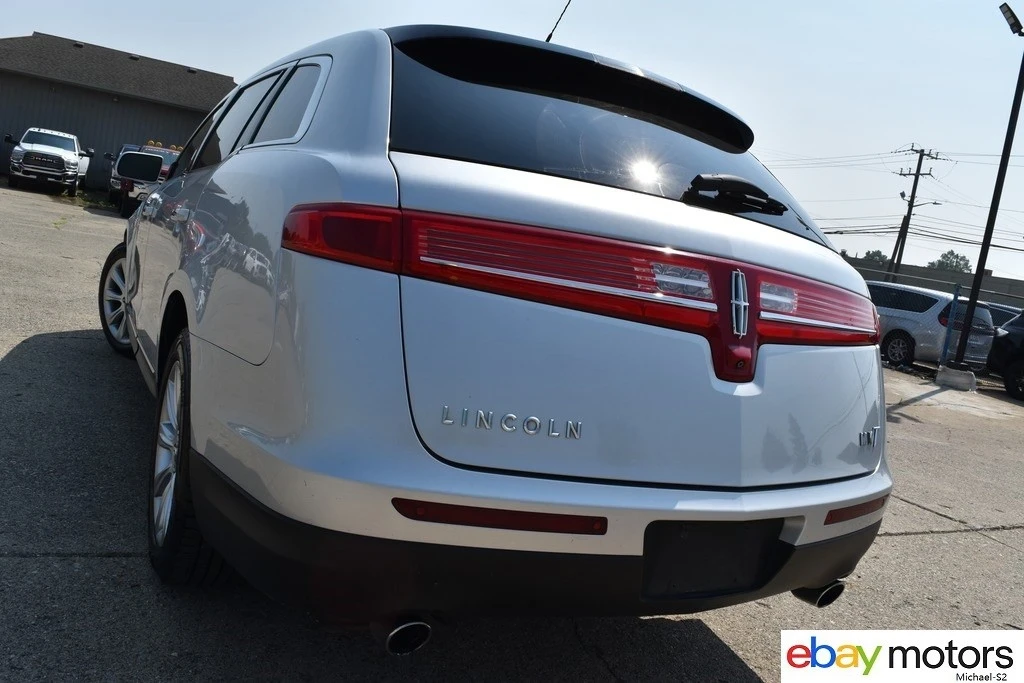 2017 Lincoln MKT - Image 6 of 24