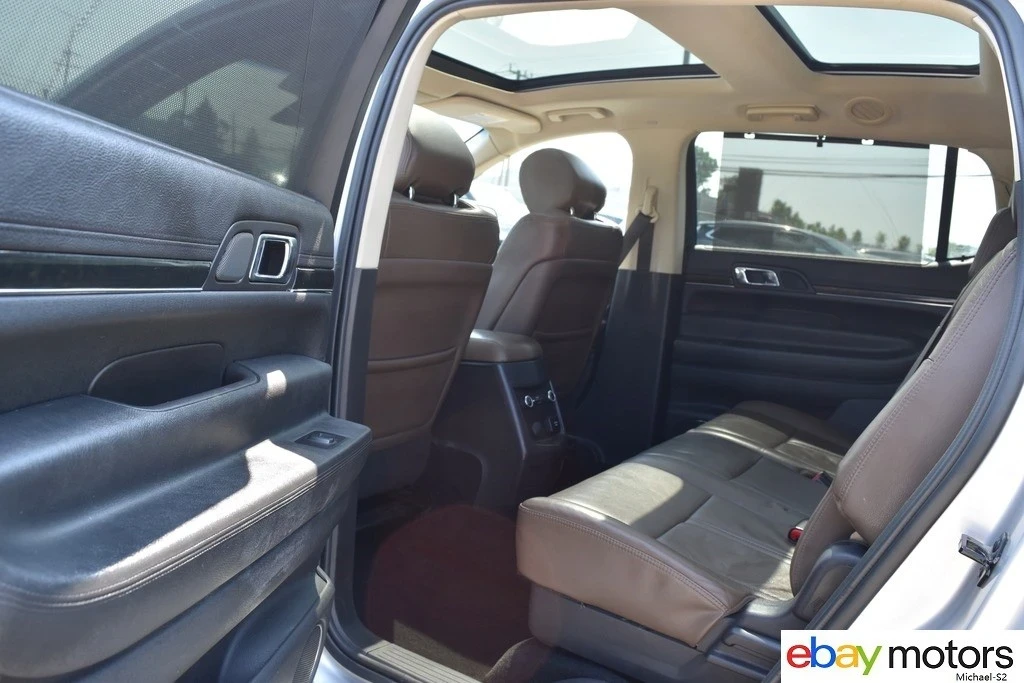 2017 Lincoln MKT - Image 13 of 24