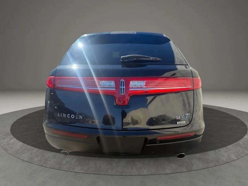 2017 Lincoln MKT - Image 6 of 12