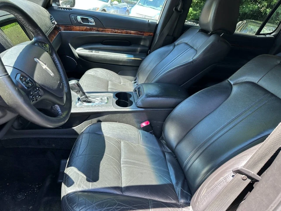 2017 Lincoln MKT - Image 13 of 21