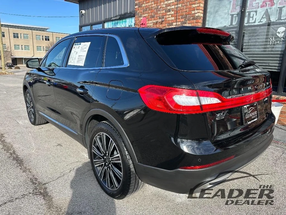 2017 Lincoln MKX - Image 4 of 19