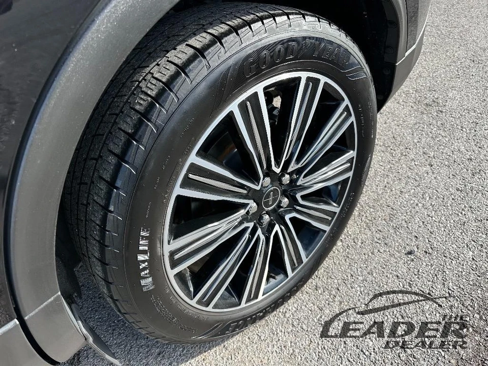 2017 Lincoln MKX - Image 5 of 19