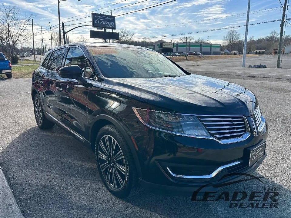 2017 Lincoln MKX - Image 2 of 19