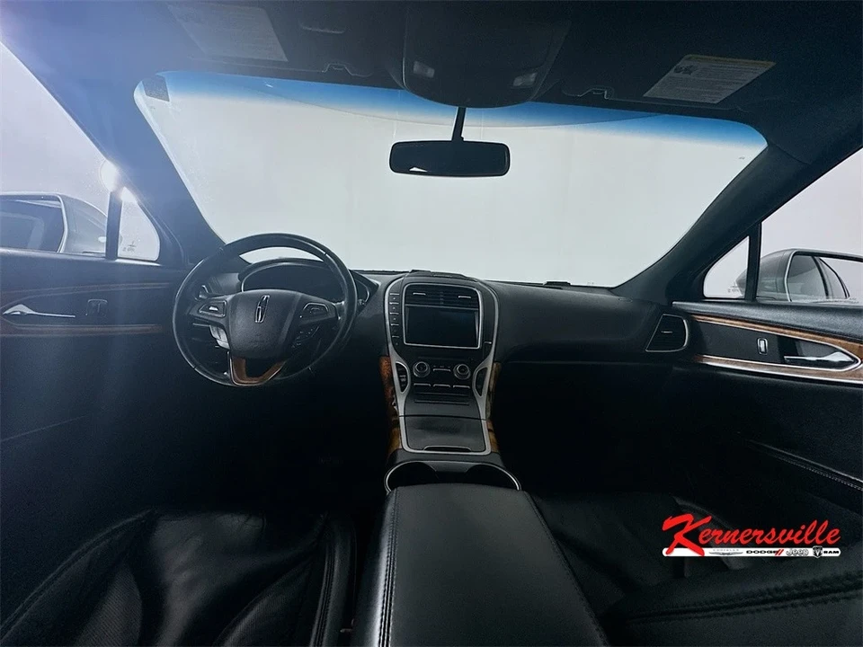 2017 Lincoln MKX - Image 10 of 21
