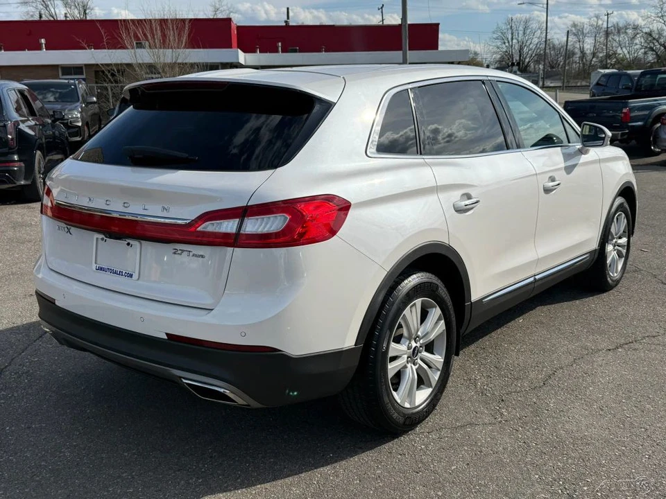 2017 Lincoln MKX - Image 5 of 24