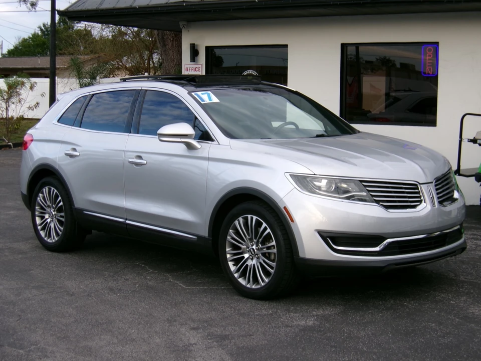 2017 Lincoln MKX - Image 3 of 21