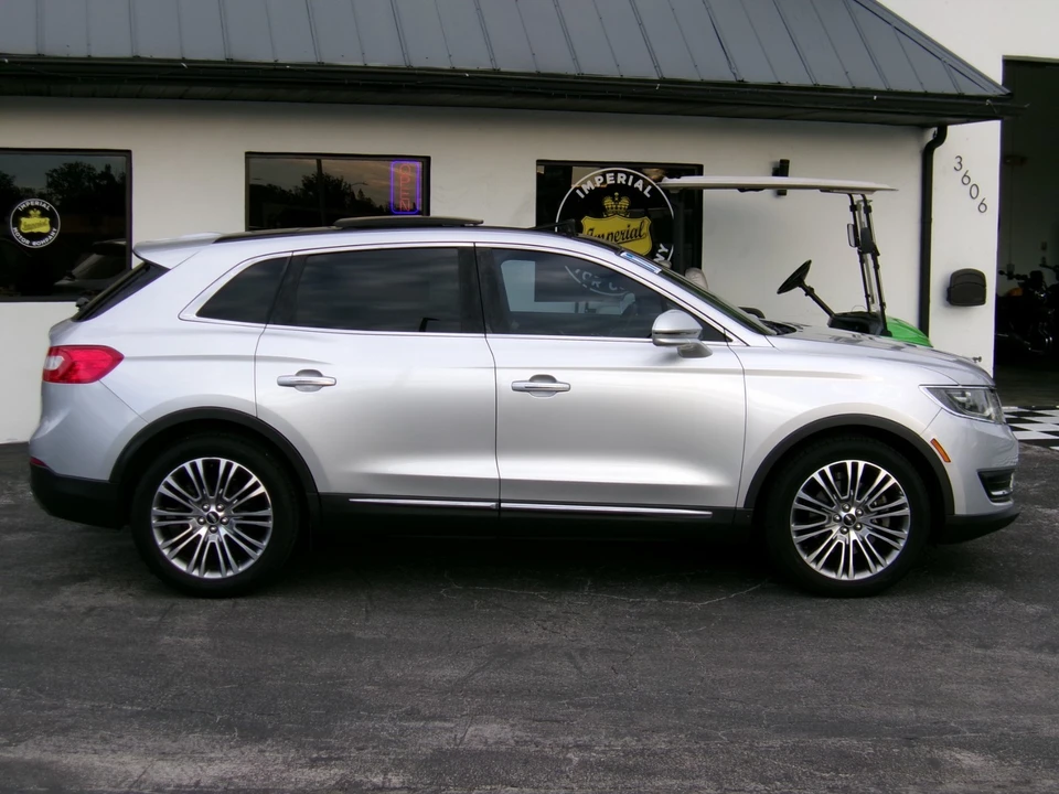 2017 Lincoln MKX - Image 4 of 21