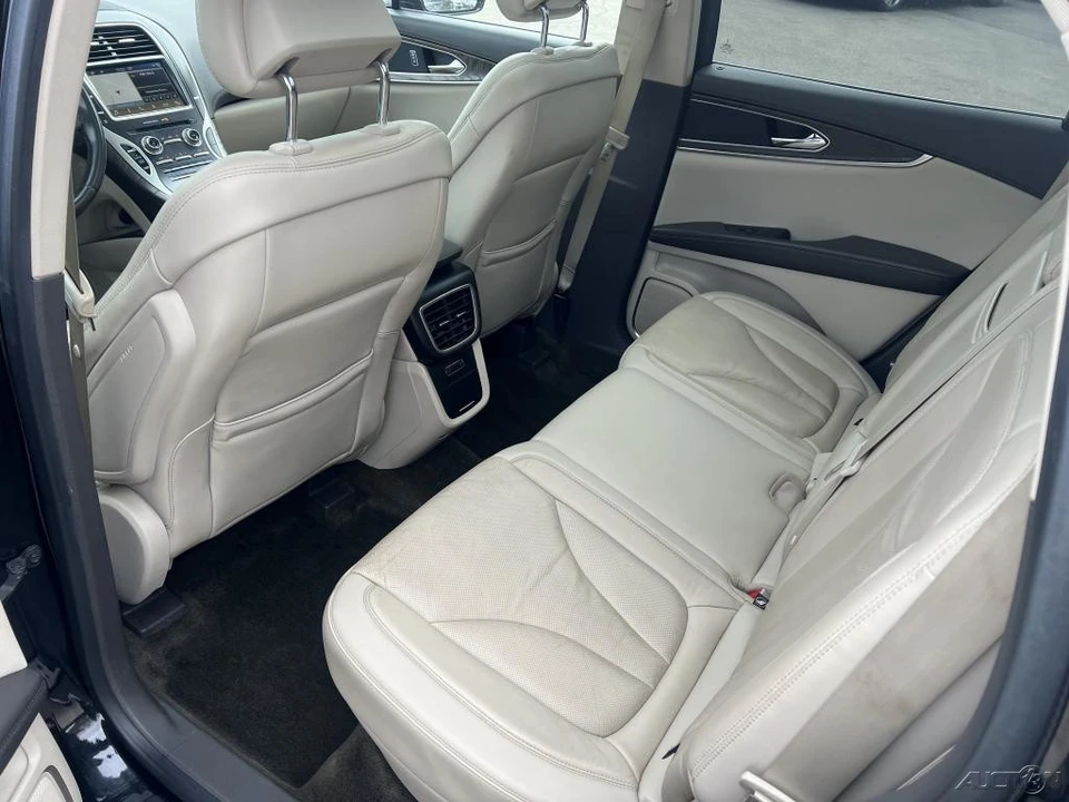 2017 Lincoln MKX - Image 12 of 12