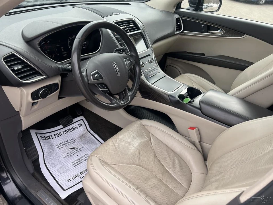 2017 Lincoln MKX - Image 4 of 12