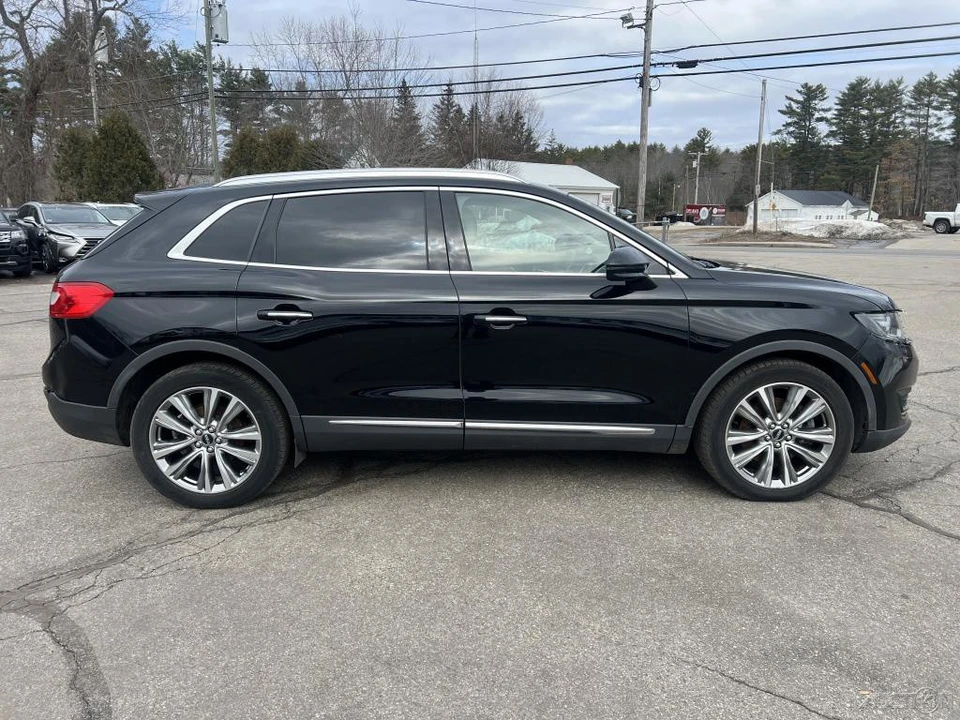 2017 Lincoln MKX - Image 2 of 12