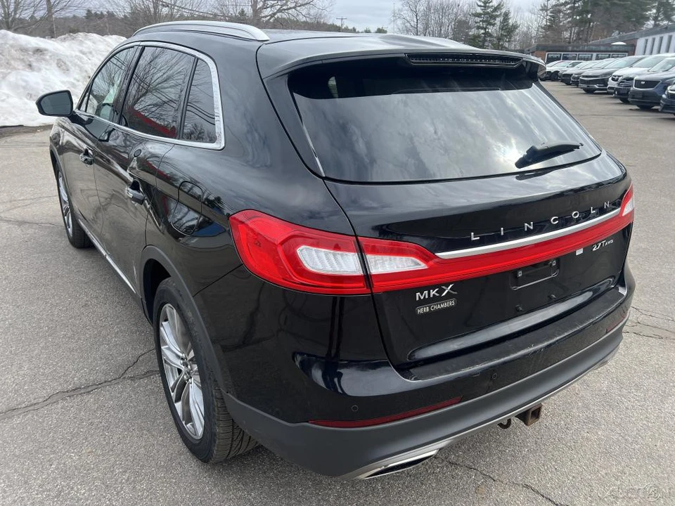 2017 Lincoln MKX - Image 7 of 12