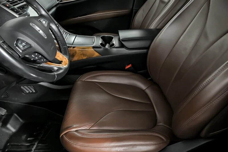 2017 Lincoln MKX - Image 19 of 21