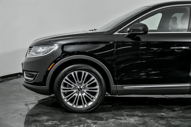 2017 Lincoln MKX - Image 6 of 21