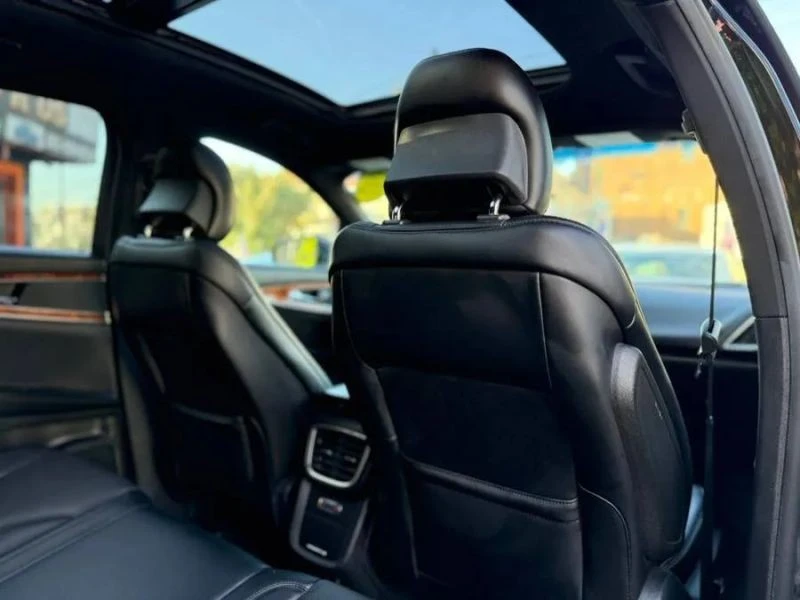 2017 Lincoln MKX - Image 11 of 12