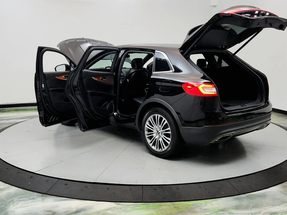 2017 Lincoln MKX - Image 12 of 21