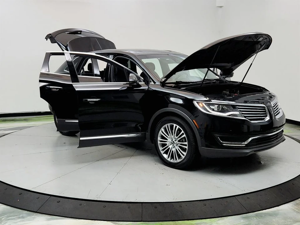2017 Lincoln MKX - Image 10 of 21