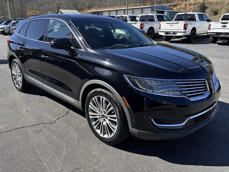2017 Lincoln MKX - Image 4 of 21