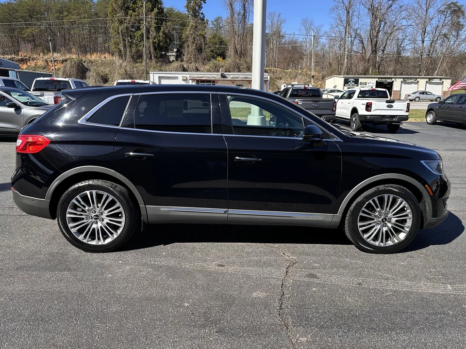 2017 Lincoln MKX - Image 5 of 21