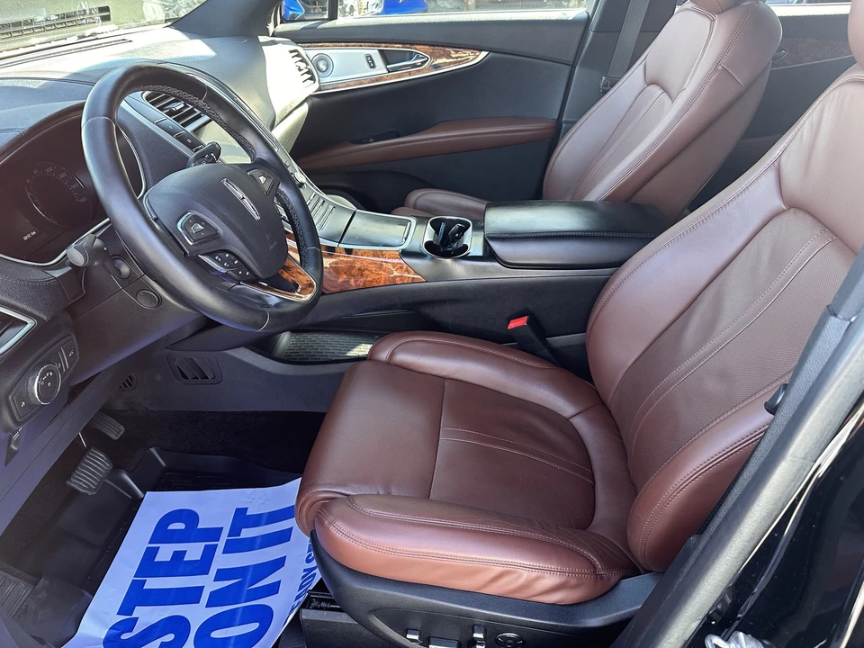 2017 Lincoln MKX - Image 10 of 21