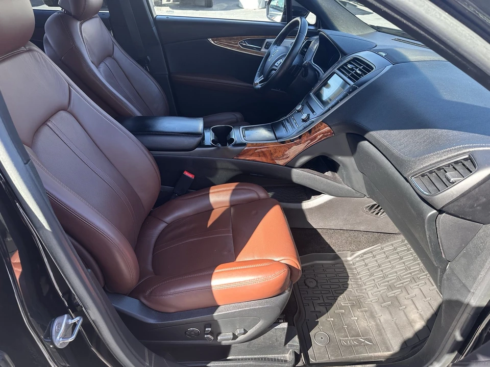 2017 Lincoln MKX - Image 14 of 21