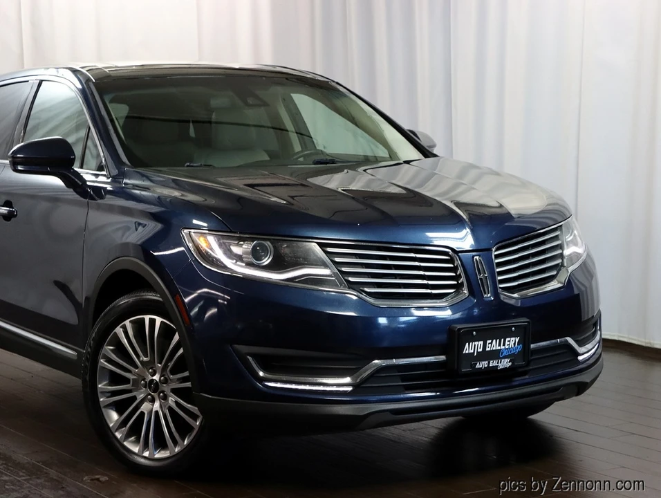 2017 Lincoln MKX - Image 2 of 21