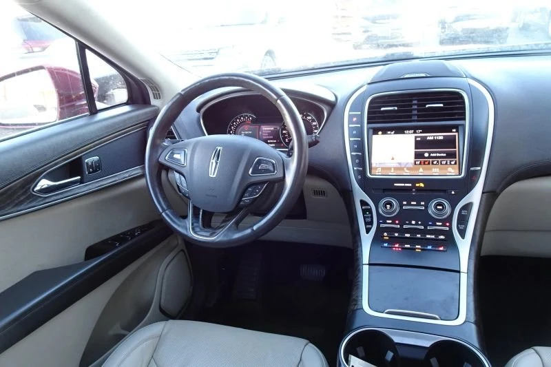 2017 Lincoln MKX - Image 13 of 20