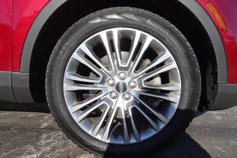 2017 Lincoln MKX - Image 10 of 20