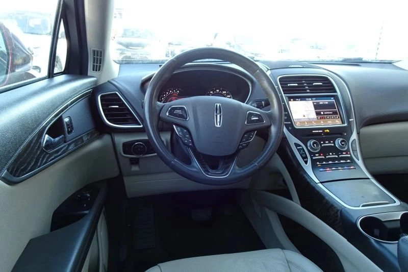 2017 Lincoln MKX - Image 16 of 20