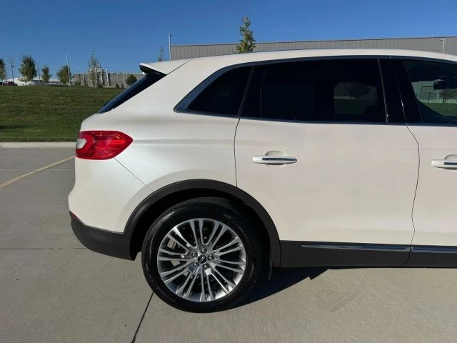 2017 Lincoln MKX - Image 14 of 21