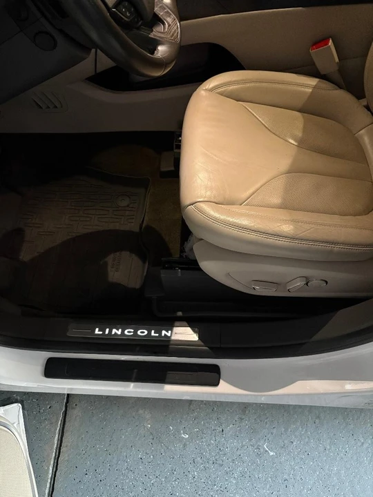 2017 Lincoln MKX - Image 13 of 21