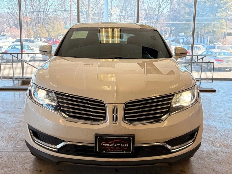 2017 Lincoln MKX - Image 5 of 12