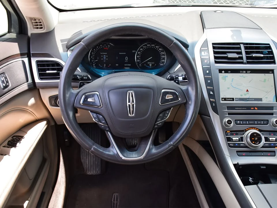 2017 Lincoln MKZ - Image 13 of 20