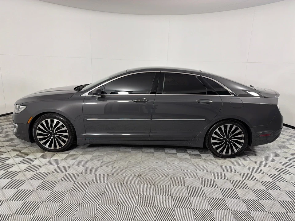 2017 Lincoln MKZ - Image 8 of 21