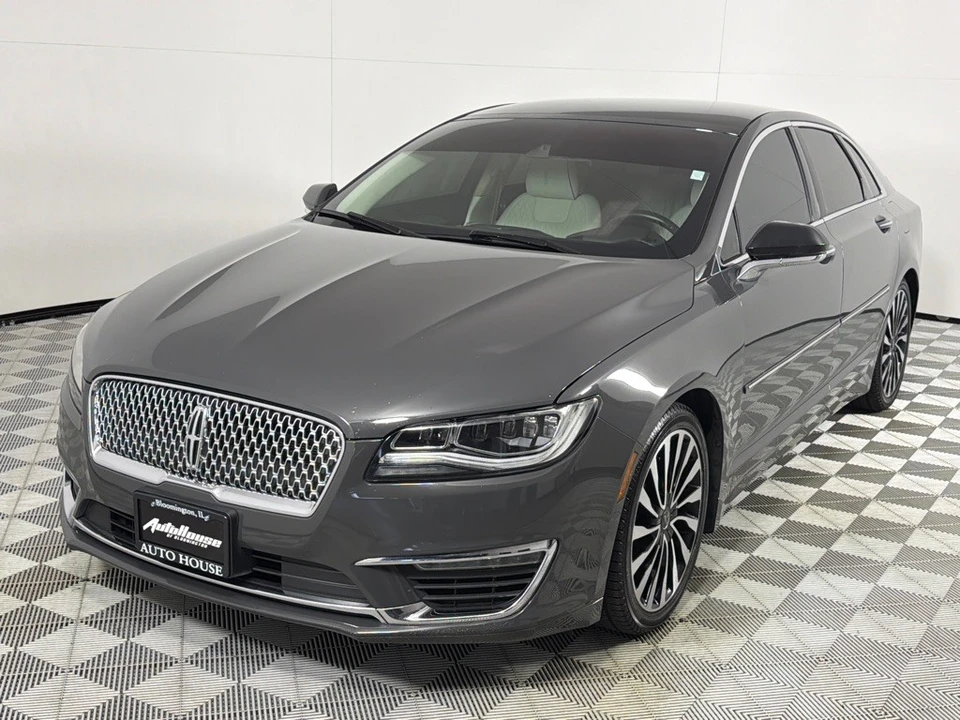 2017 Lincoln MKZ - Image 10 of 21
