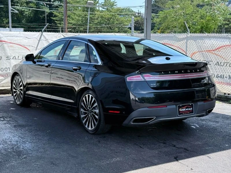 2017 Lincoln MKZ - Image 11 of 12