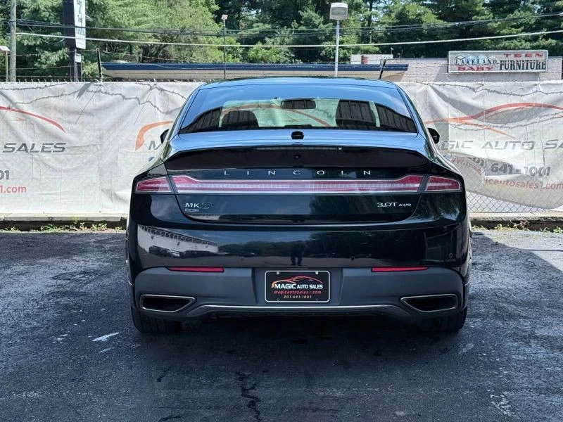 2017 Lincoln MKZ - Image 10 of 12