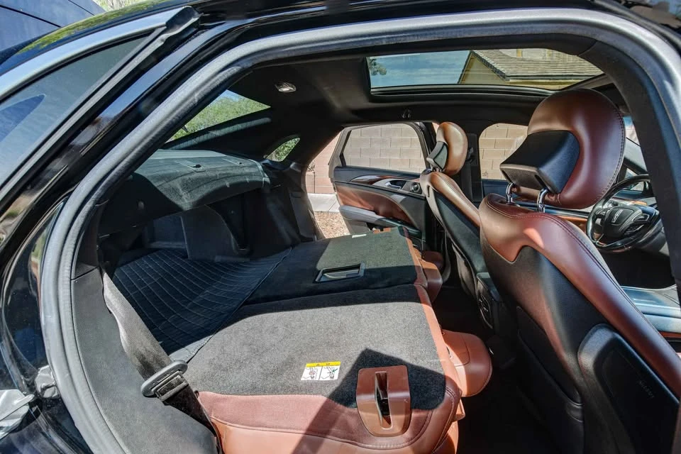 2017 Lincoln MKZ - Image 18 of 21