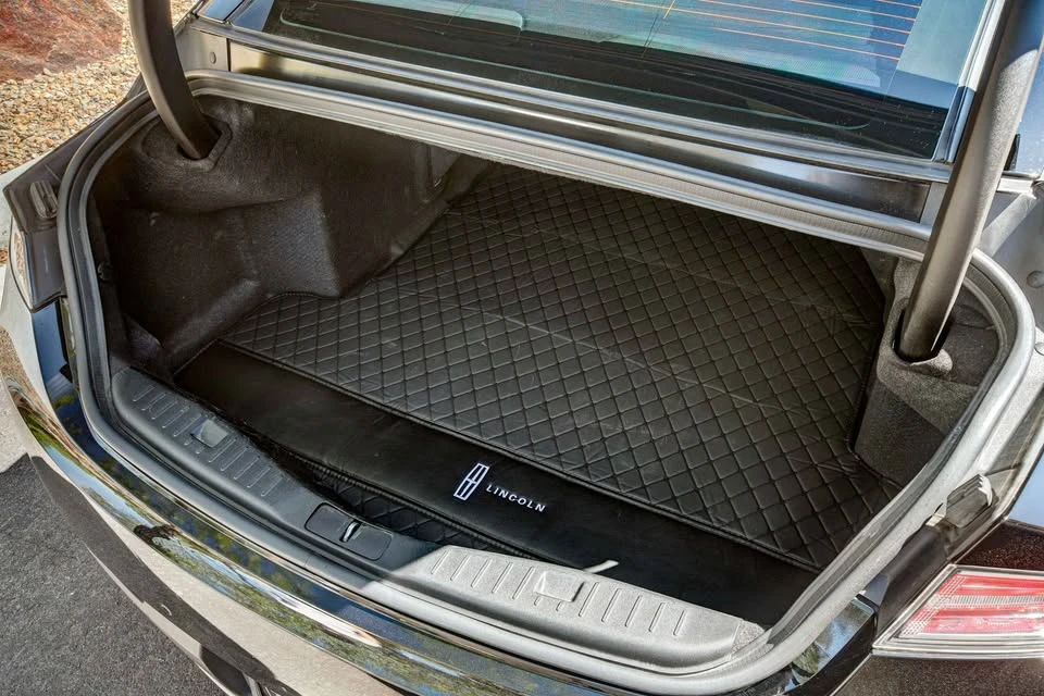 2017 Lincoln MKZ - Image 17 of 21