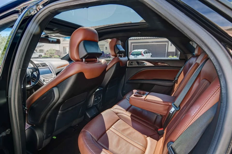 2017 Lincoln MKZ - Image 8 of 21