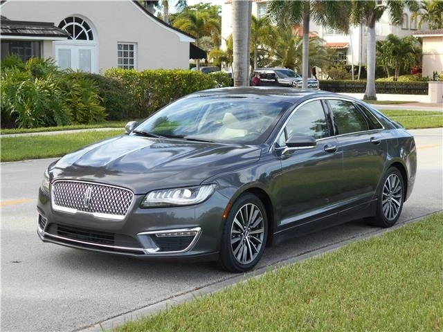 2017 Lincoln MKZ - Image 7 of 12
