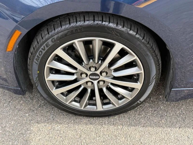 2017 Lincoln MKZ - Image 10 of 12