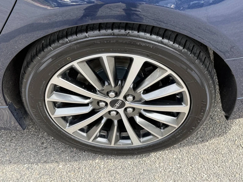 2017 Lincoln MKZ - Image 11 of 21