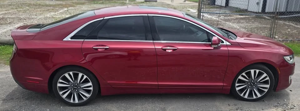 2017 Lincoln MKZ - Image 2 of 16