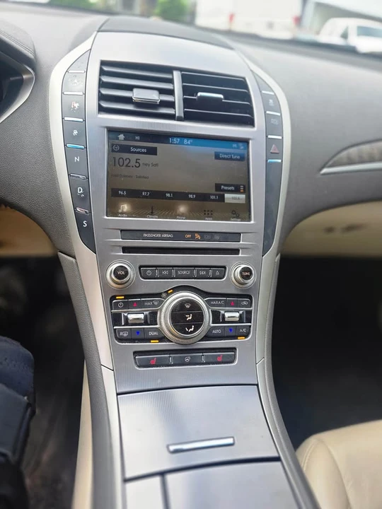 2017 Lincoln MKZ - Image 16 of 16