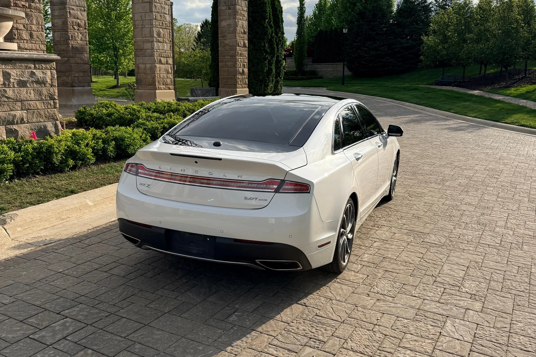 2017 Lincoln MKZ - Image 17 of 31