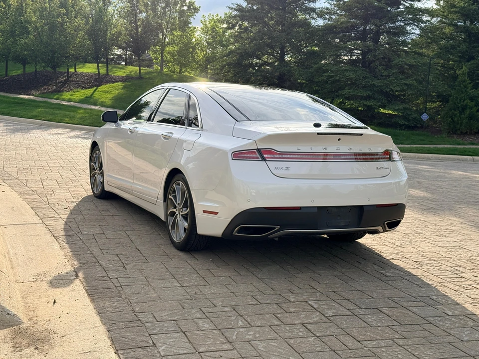 2017 Lincoln MKZ - Image 16 of 31