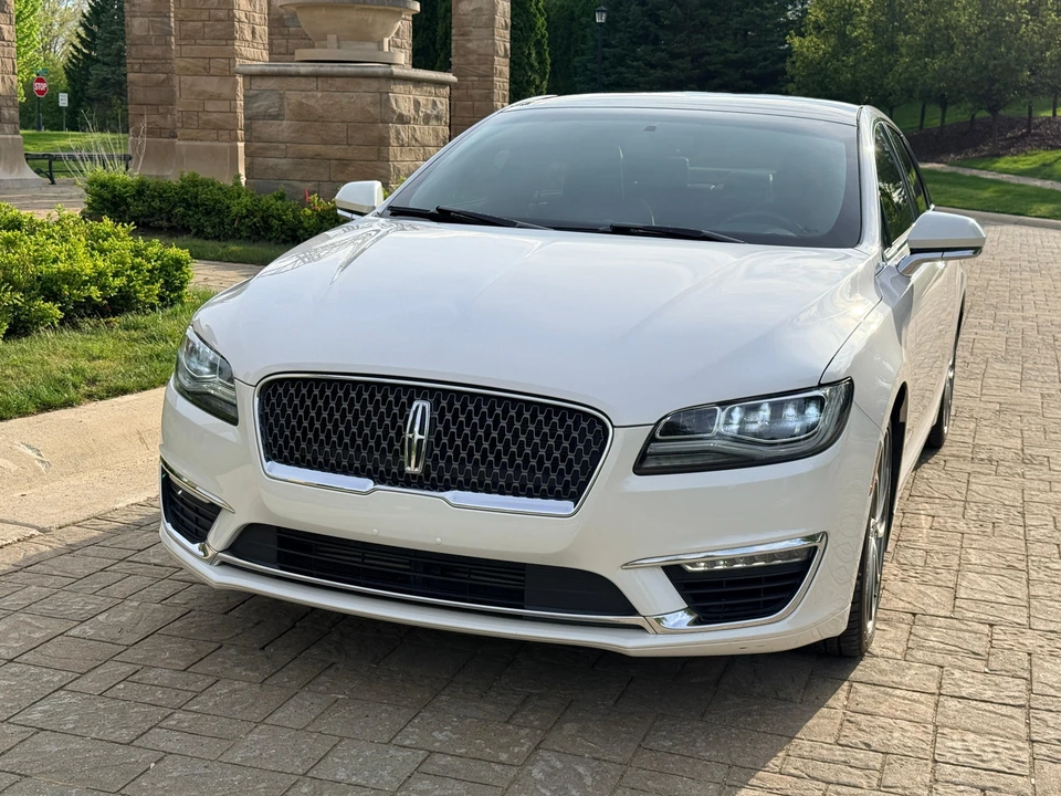 2017 Lincoln MKZ - Image 6 of 31