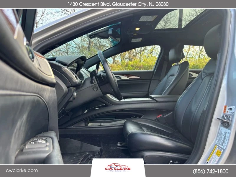 2017 Lincoln MKZ - Image 8 of 12